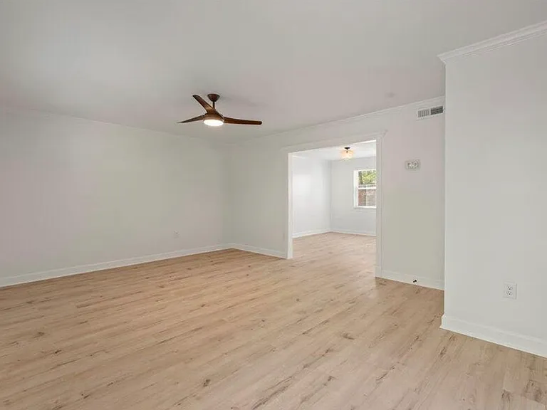 415 Parkdale Dr #8E — Photo 28