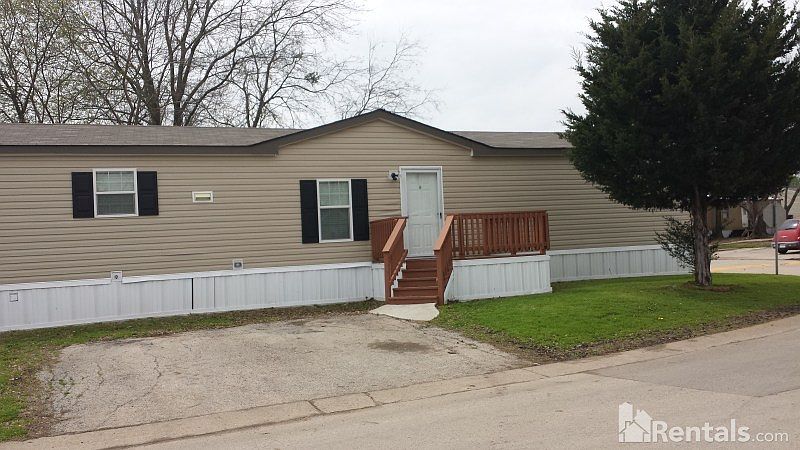 1st image of 1202 Solana Dr