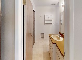 412 Monticello Parkway Dr, Portales, NM 88130