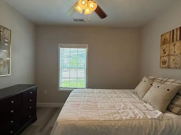 1 Bed 1 Bath