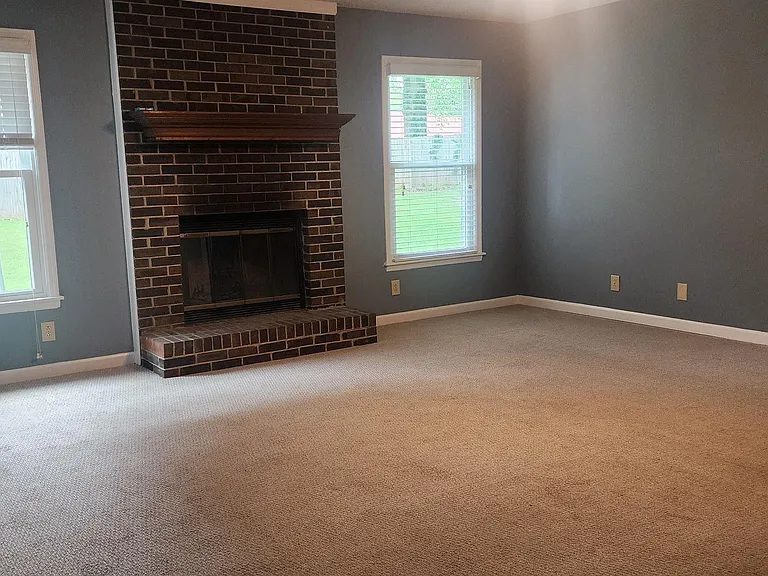 1006 Wood Cir — Photo 4