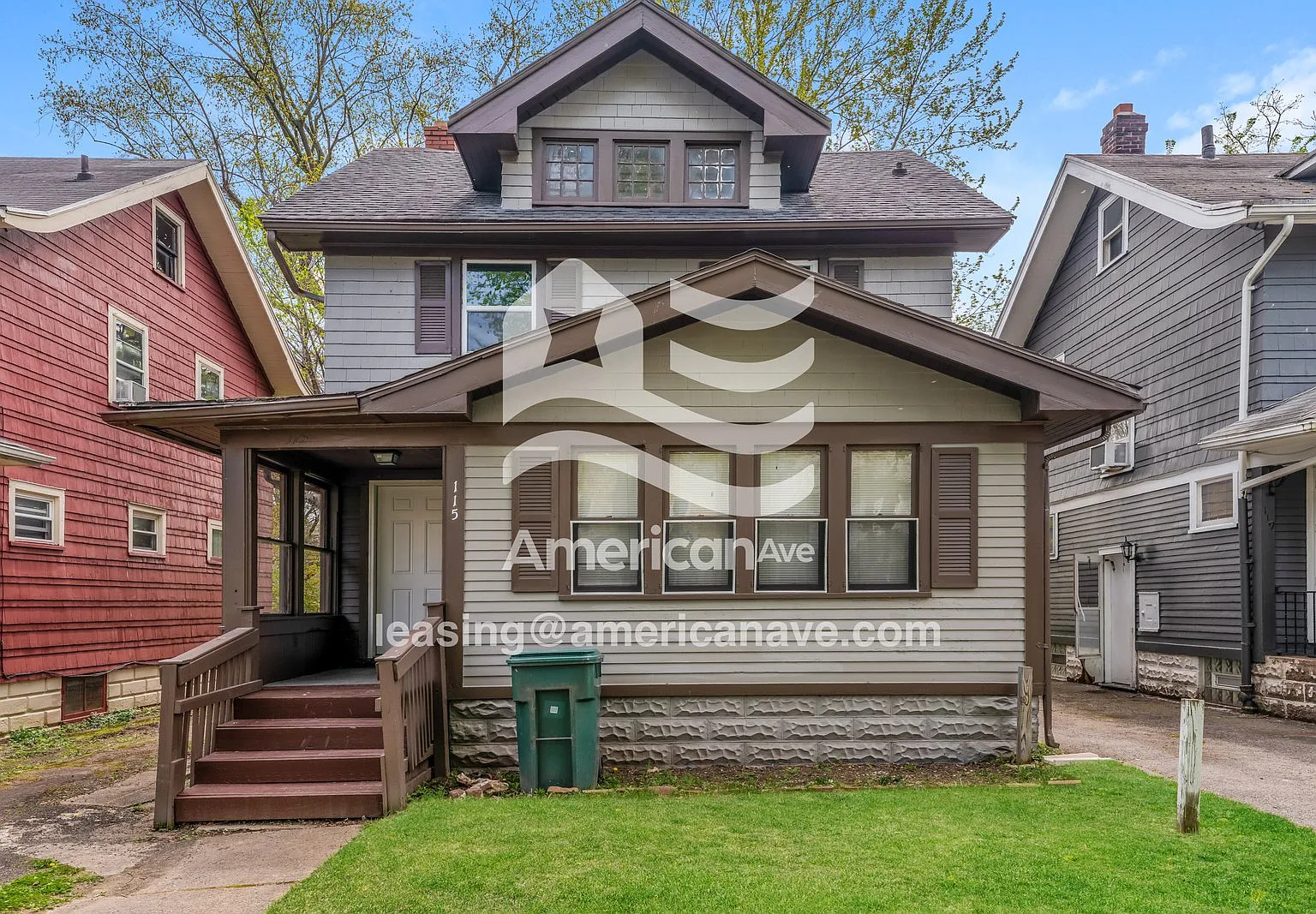 3 bed, 1.0 bath, 1339 sqft, $1,585 — Photo 1