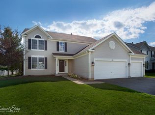 60 Carmella Dr, Crystal Lake, IL 60012