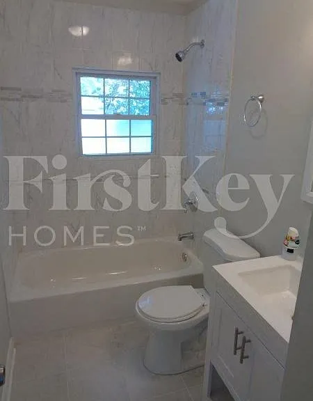 451 E Mulberry Ct — Photo 12
