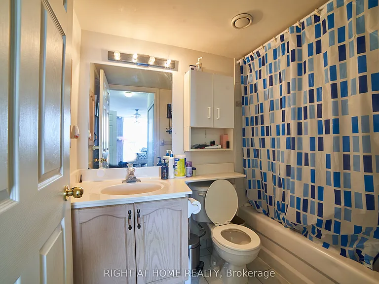 1700 Eglinton Ave E #609 — Photo 10