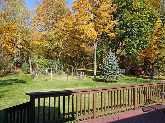 3rd image of N64W33930 Lakeview Dr