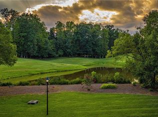 716 Golf House Rd E, Whitsett, NC 27377