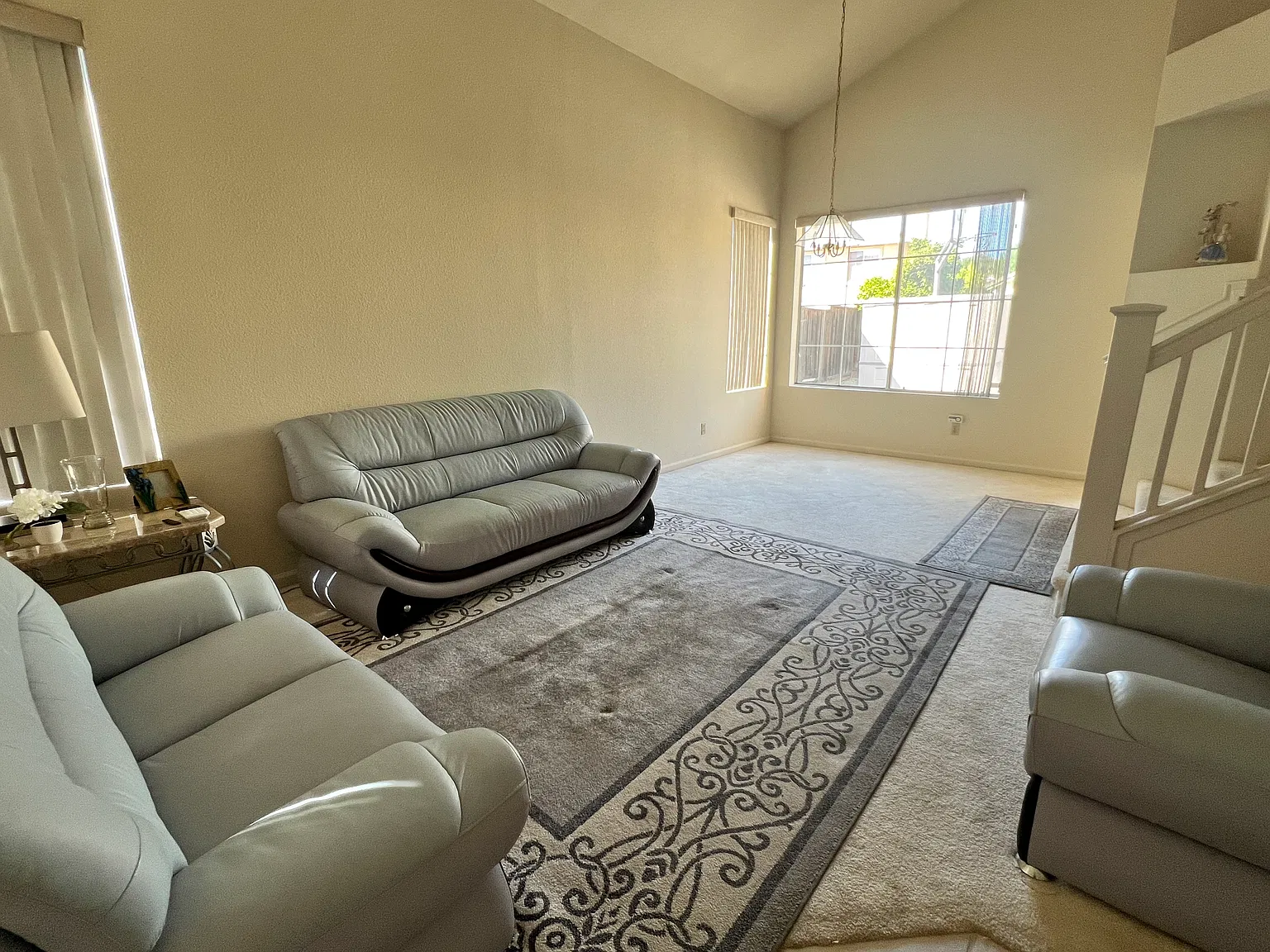 Travertine Way, Union City — Photo 2