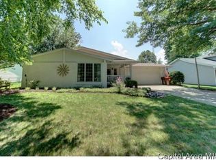 1219 Pueblo Ln, Auburn, IL 62615