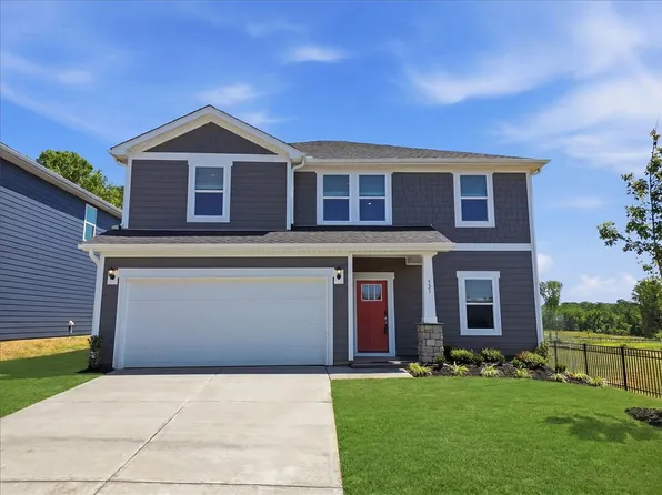 523 Hadlow St, Greer, SC 29651