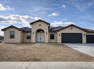 7101 Healthland Dr, Bakersfield, CA 93314