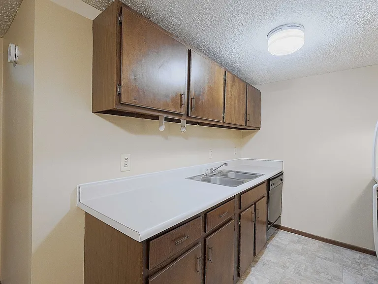2209 D St — Photo 25