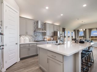 425 Foxtail Valley plan