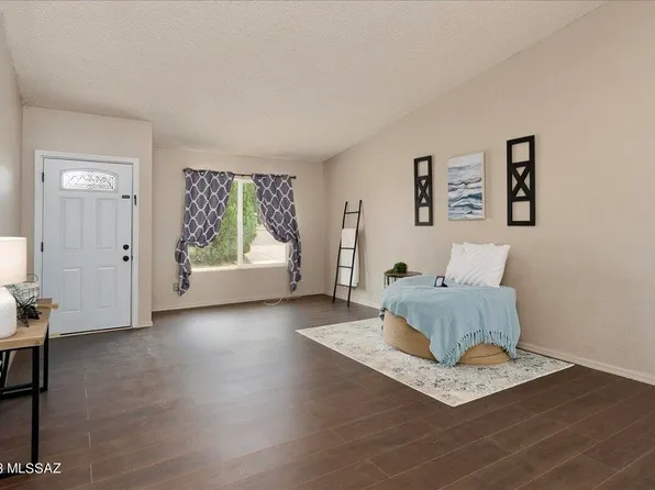 5549 E Rogers Dr, Hereford, AZ 85615