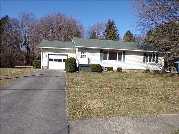 2nd image of 1704 Cherry St