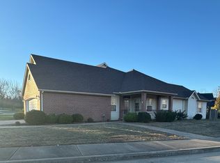 1712 Waters Edge Ct, Joplin, MO 64801