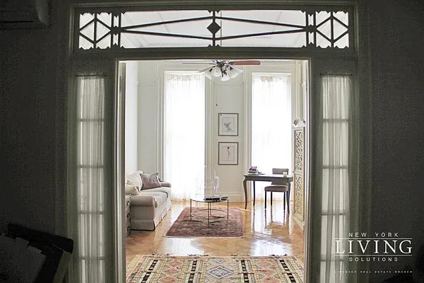 Rented by NY Living Solutions | media 41