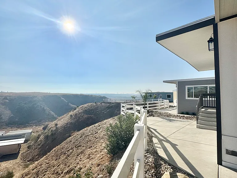 1134 Villa Calimesa Ln — Photo 15
