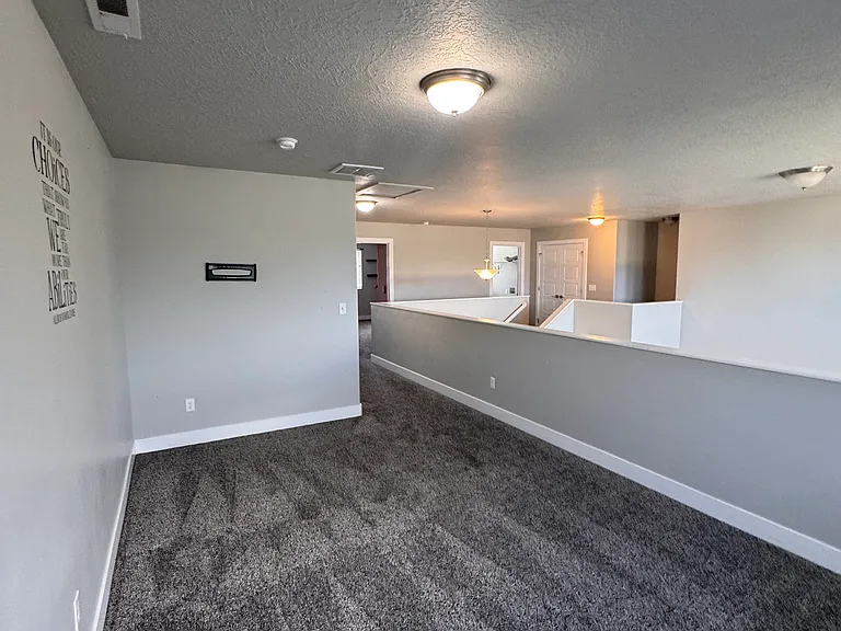 15146 S Cantle Dr — Photo 36