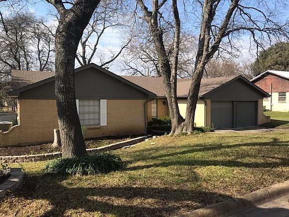 3rd image of 244 Aquilla Dr