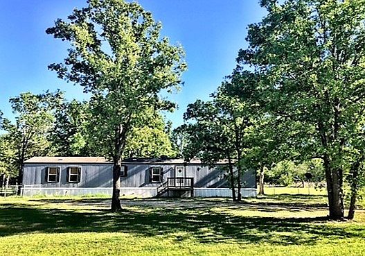 4th image of 2825 W Pin Oak Ln