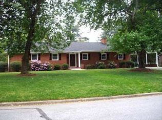 166 Buckingham Rd, Winston Salem, NC 27104