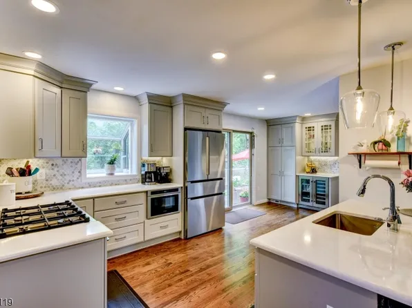 556 Wren Way, Branchburg Twp., NJ 08876