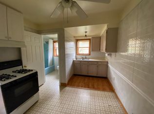 6256 Andersonville Rd, Waterford, MI 48329