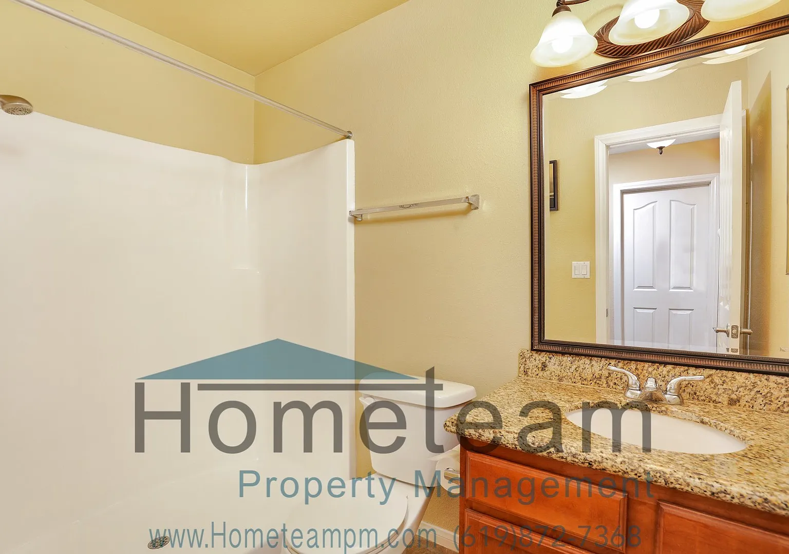 2 Br/ 2 Ba 892 Sqft San Diego Condo — Photo 4
