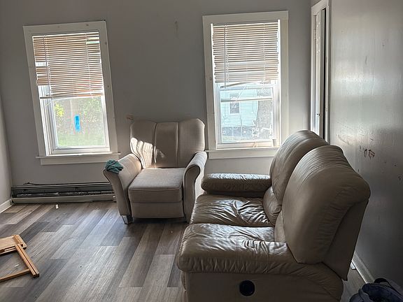 4th image of 57 Fox St #2
