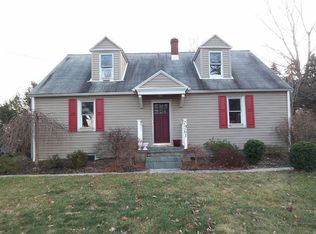 7961 Chambers Hill Rd, Harrisburg, PA 17111