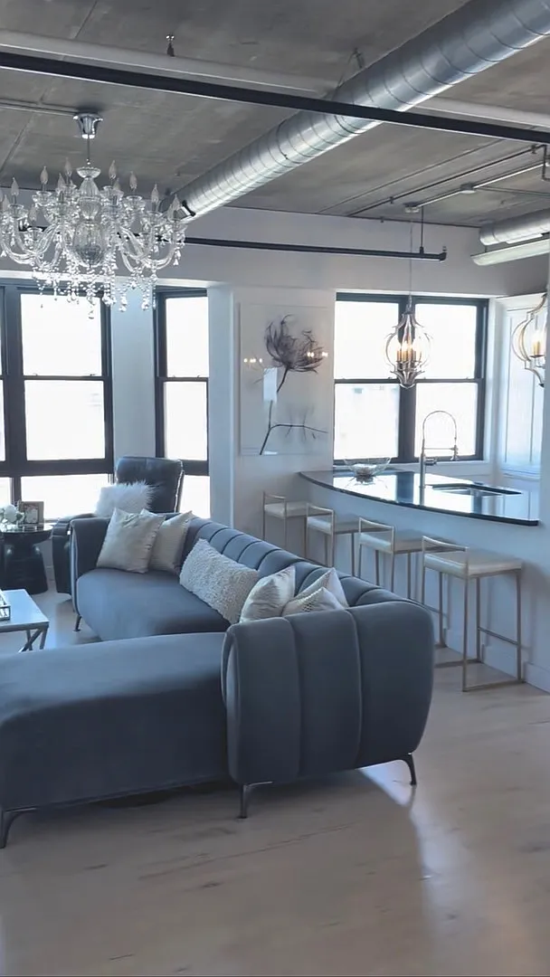 1 bed, 1063 sqft, $3,100 — Photo 3
