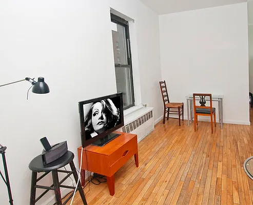 Sold by Real Living | media 5