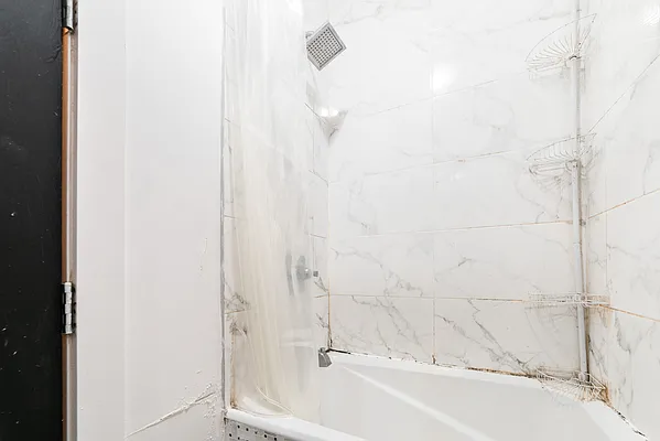 Rented by Jankos Group LLC | media 11