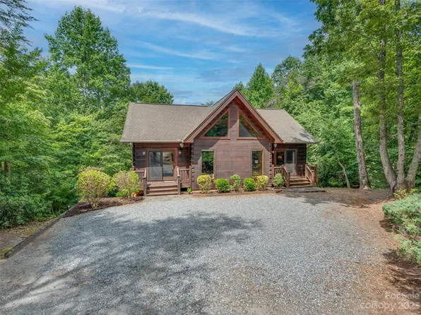 174 Wilson Ct, Lake Lure, NC 28746