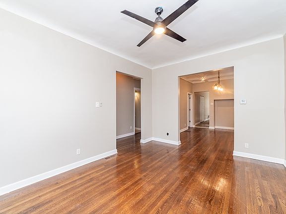 4th image of 7041 S King Dr