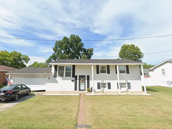 212 Southview Dr S, Jacksonville, IL 62650