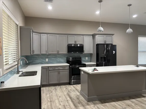 1372 Harker Ct, Bullhead City, AZ