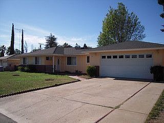 2nd image of 1062 N Encina Ave