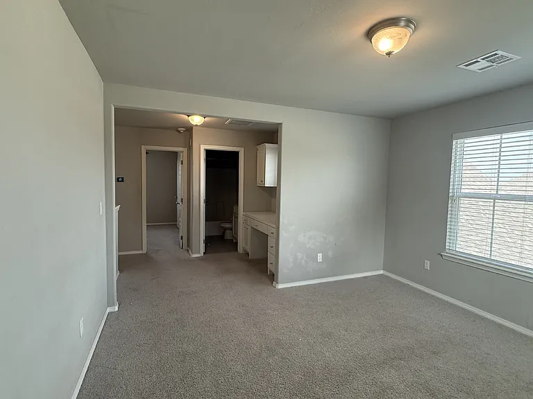 8308 NW 151st St — Photo 21