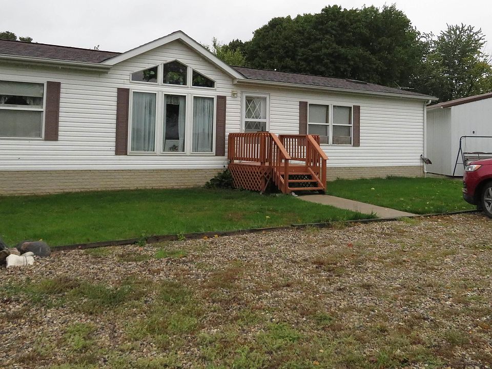 1st image of 1909 Sandy Beach Rd