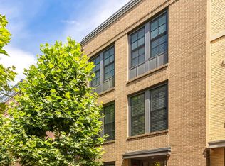 17 Bakers Walk, Alexandria, VA 22314