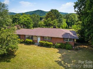 3446 Brandon Rd, Morganton, NC 28655