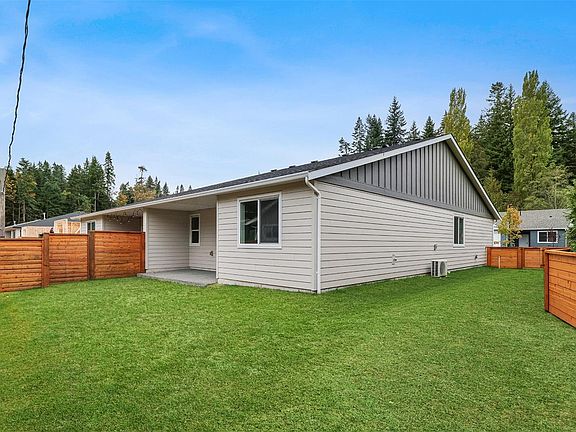 2nd image of 1505 Croation Rd #30