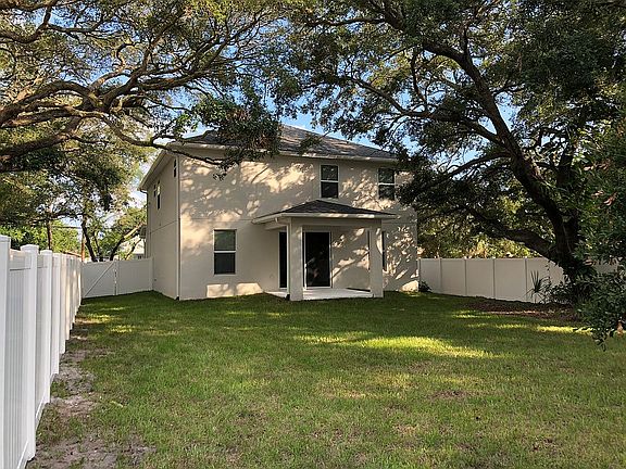 4th image of 6633 Interbay Blvd