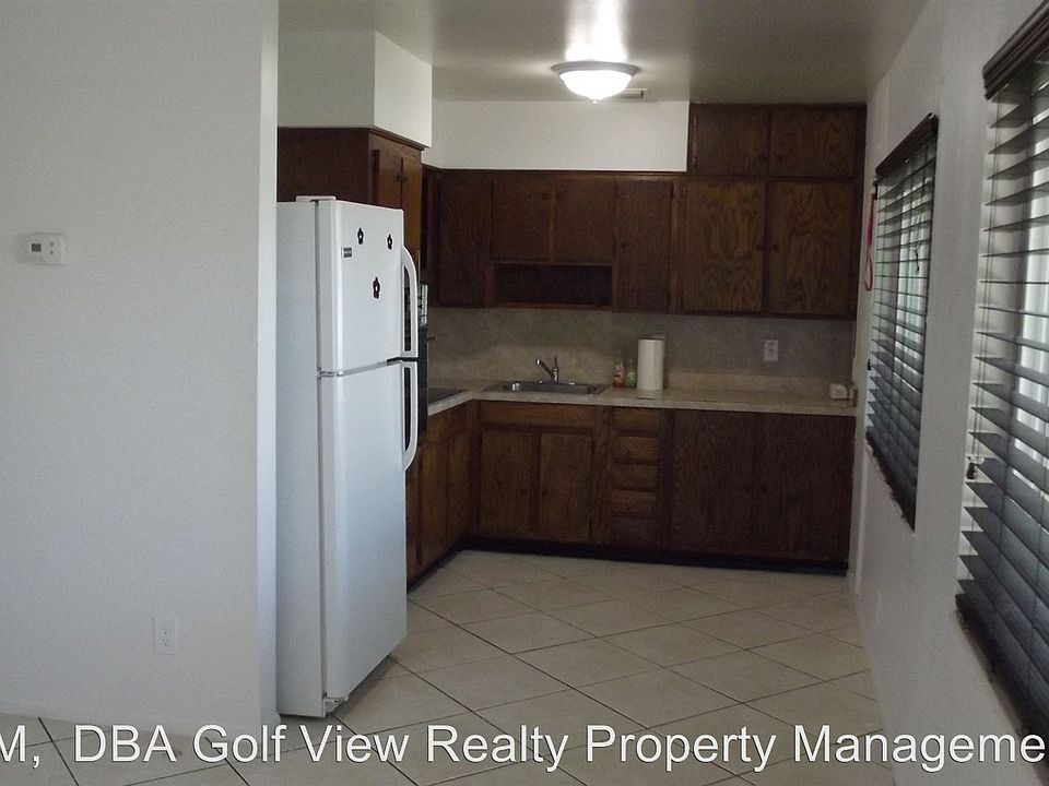 1st image of 630 73rd Ave N