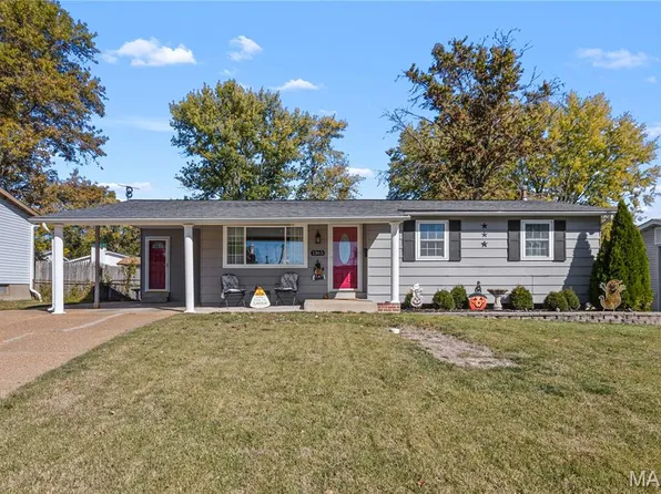 1365 Yaqui Dr, Florissant, MO 63031
