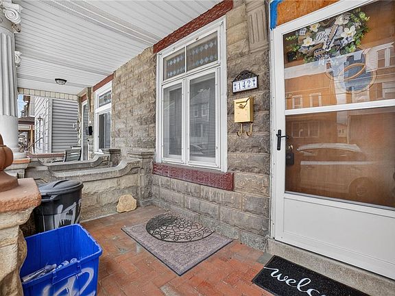 3rd image of 142 2nd St