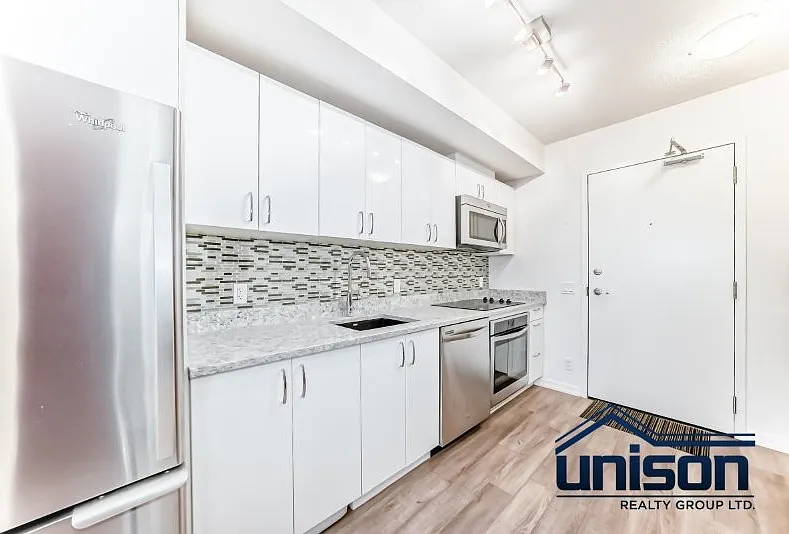1 bed, 401 sqft, $1,600 — Photo 2