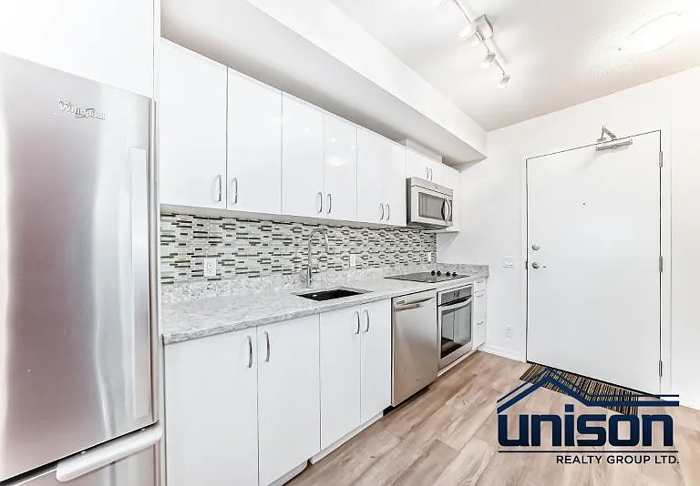 450 8th Ave SE #1507 — Photo 2